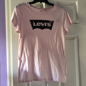Levi Baby Pink soft T-Shirt